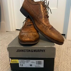 Johnston & Murphy Tan Oxford Shoes with Wingtip Design